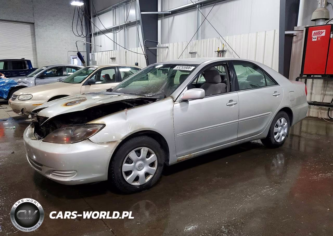 2004 Toyota Camry Le