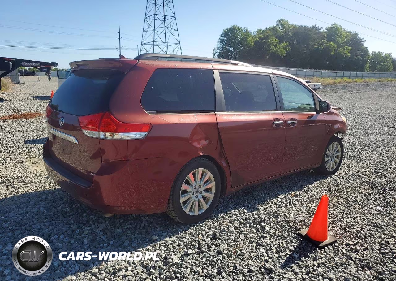 2012 Toyota Sienna Limited 7-Passenger VIN:5TDYK3DC9CS236067 - 3