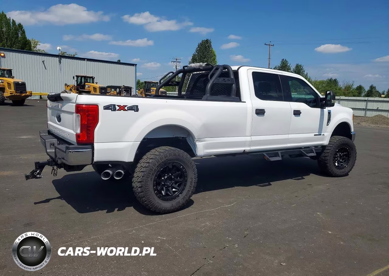 2017 Ford F350 Super Duty VIN:1FT8W3BT8HED00474 - 3