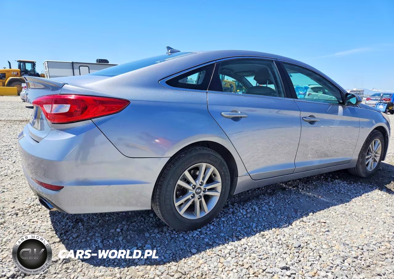 2016 Hyundai Sonata Se VIN:5NPE24AF9GH330064 - 3