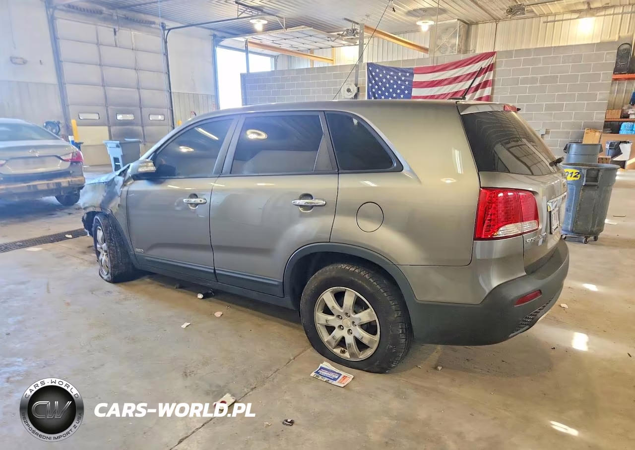 2011 Kia Sorento Lx VIN:5XYKTCA19BG019457 - 2