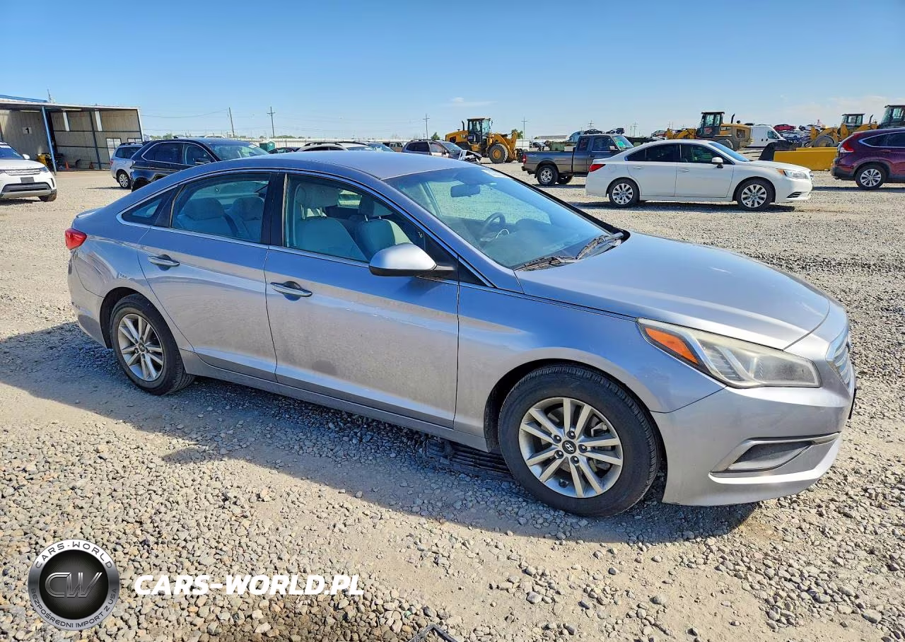 2016 Hyundai Sonata Se VIN:5NPE24AF8GH375366 - 4