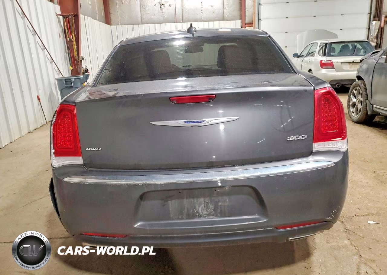2019 Chrysler 300 Limited VIN:2C3CCAKG7KH634476 - 6