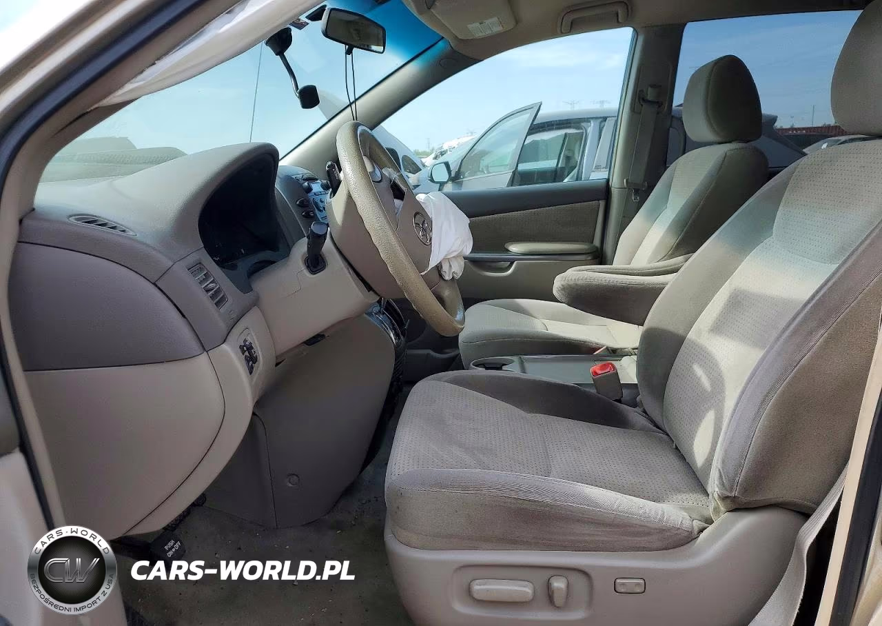2010 Toyota Sienna Le 8-Passenger VIN:5TDKK4CC7AS326294 - 7