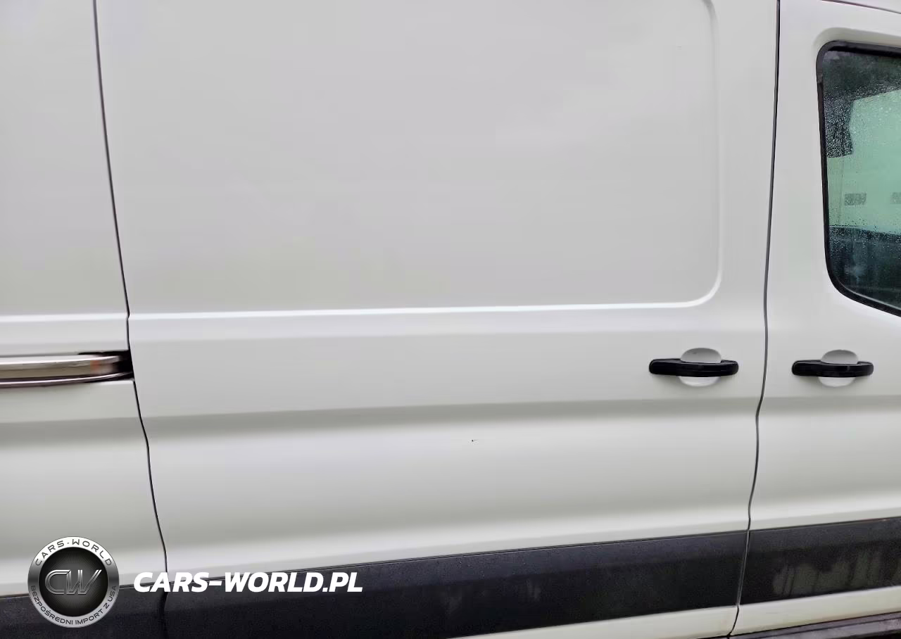 2023 Ford Transit 250 Delivery Van VIN:1FTBR2C8XPKA61110 - 10