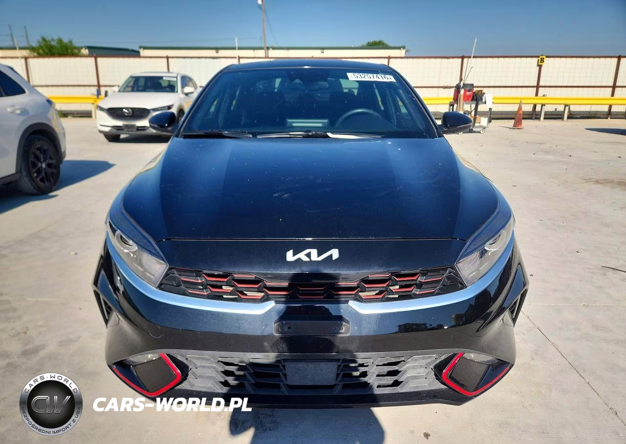 2024 Kia Forte Gt Line VIN:3KPF54AD9RE768519 - 5