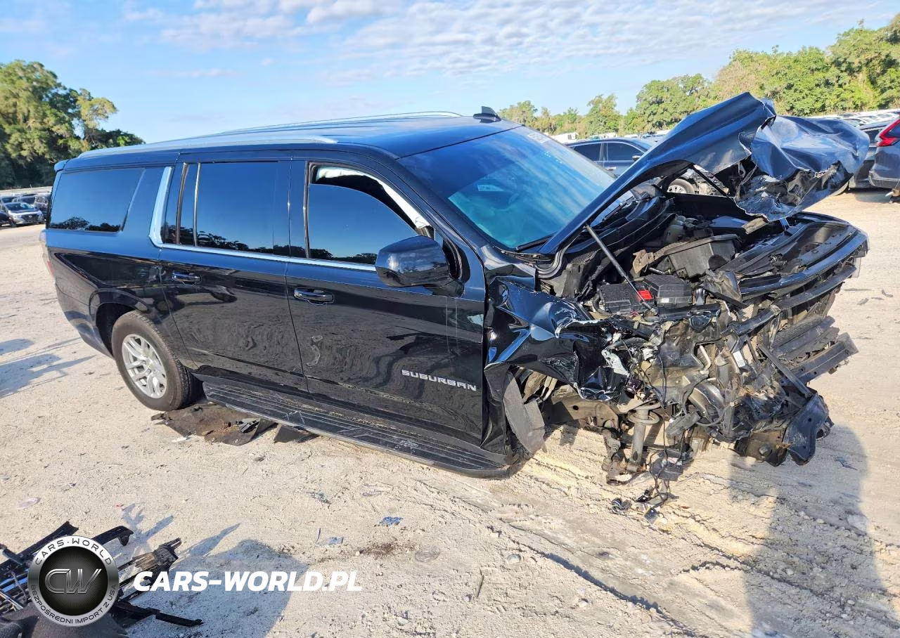 2021 Chevrolet Suburban C1500 Lt VIN:1GNSCCKD5MR175368 - 4