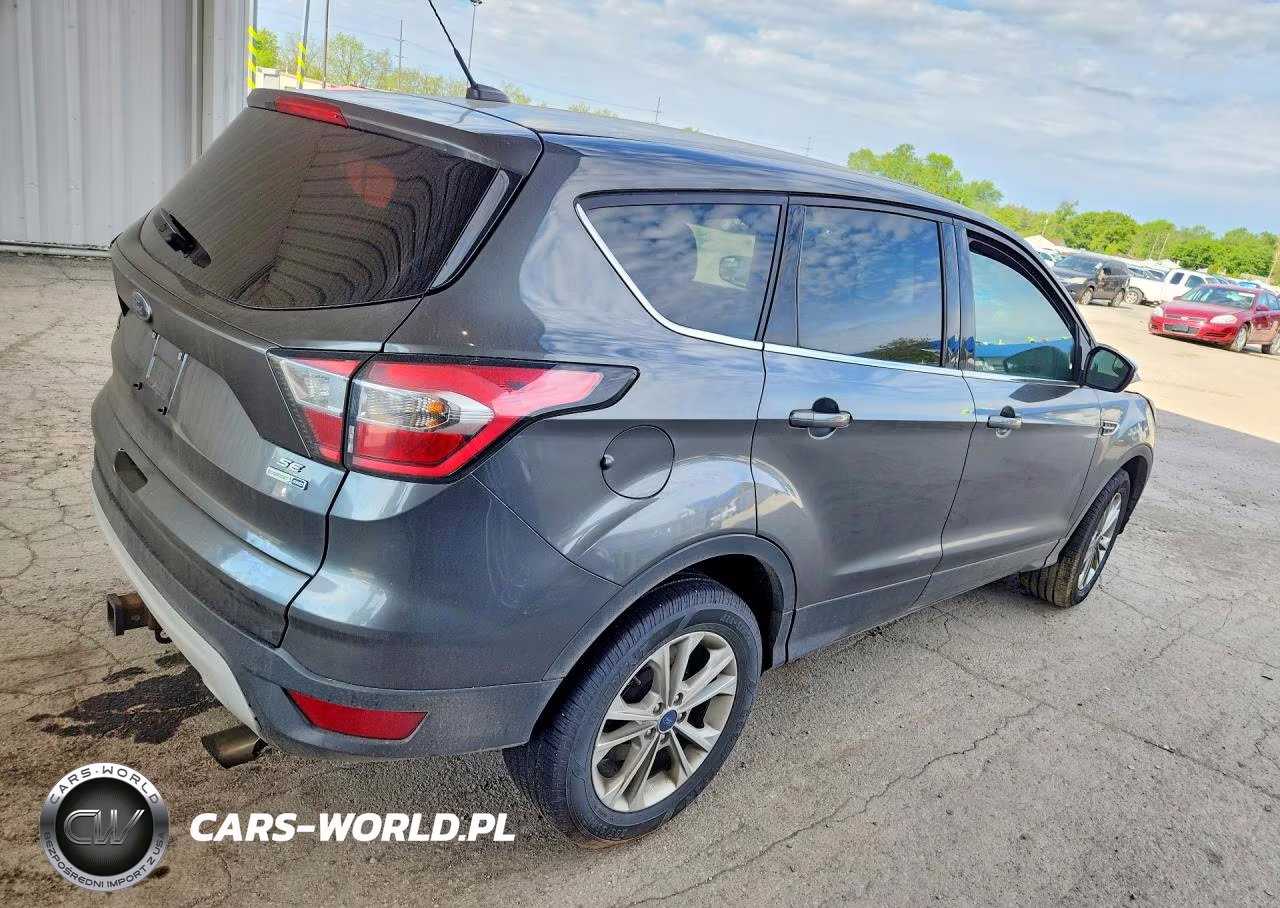 2017 Ford Escape Se VIN:1FMCU9G95HUC35732 - 3