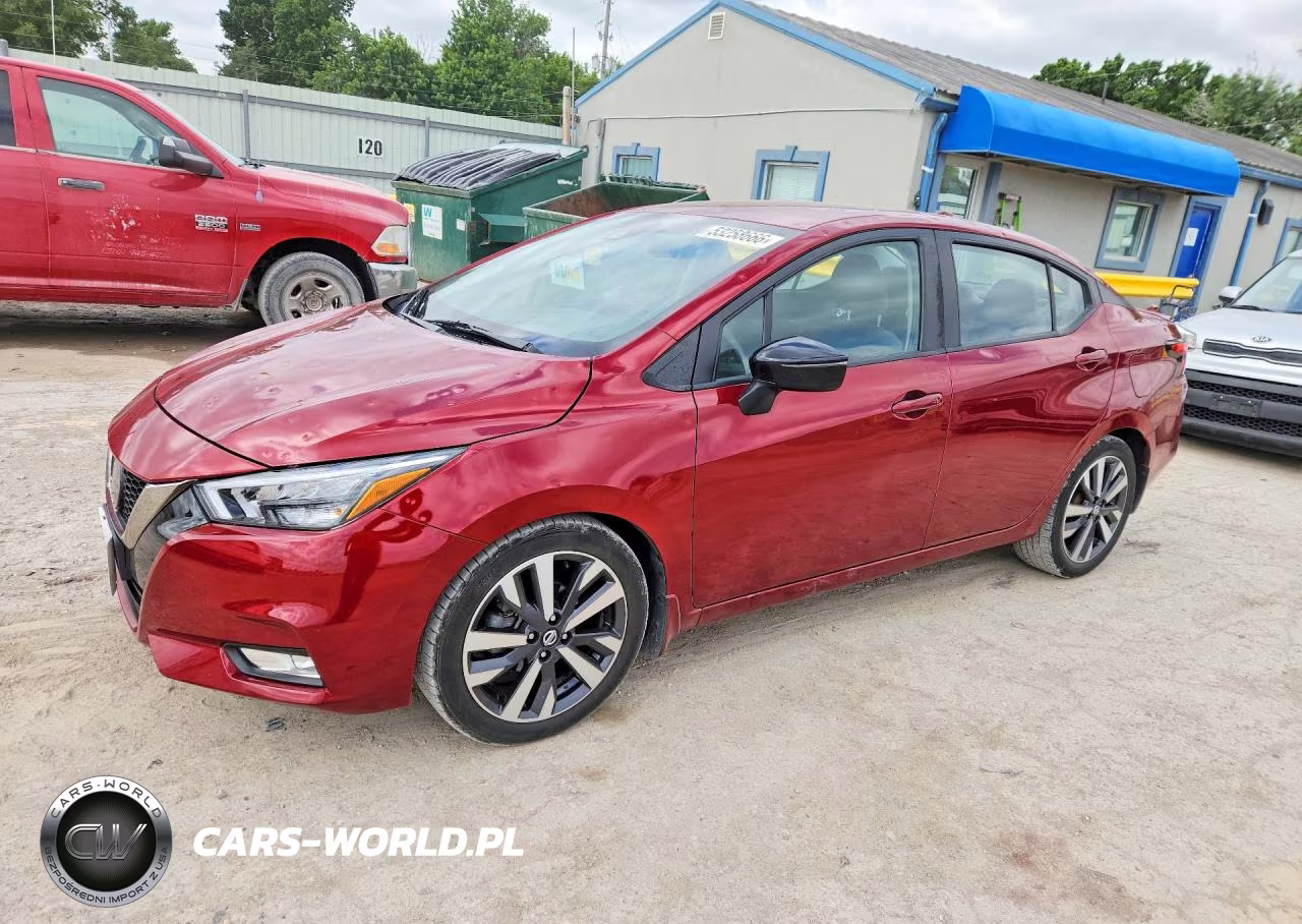 2021 Nissan Versa Sr – zdjęcie 1 z 12