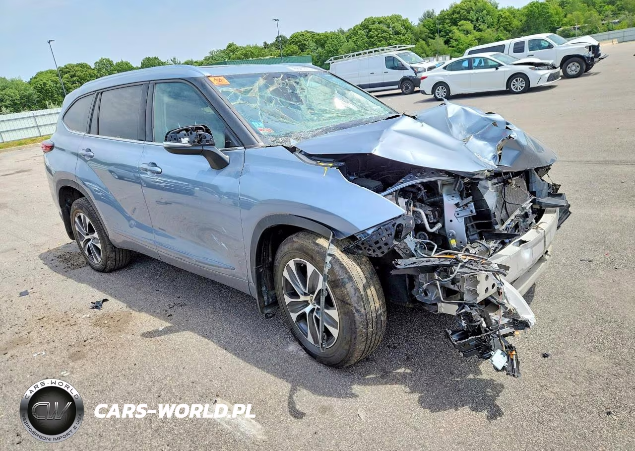 2021 Toyota Highlander Xle VIN:5TDGZRBH9MS108535 - 4