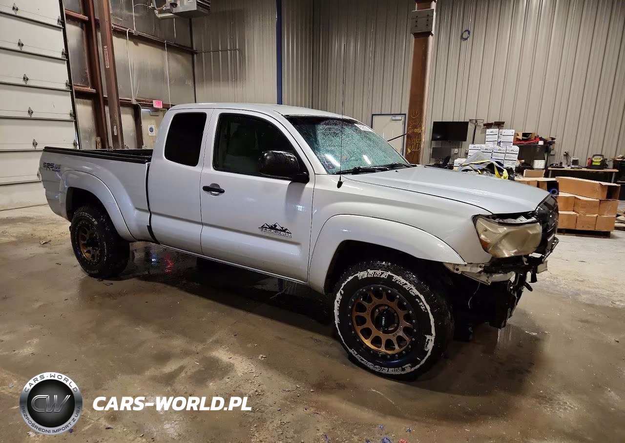 2010 Toyota Tacoma Access Cab VIN:5TEUU4EN1AZ727134 - 4