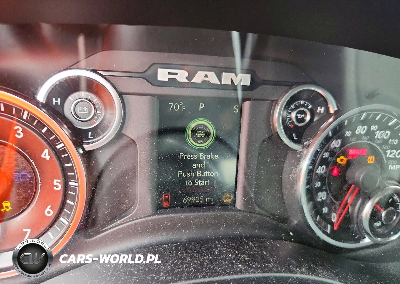 2022 Ram 1500 Big Horn VIN:1C6RREFG6NN325705 - 9
