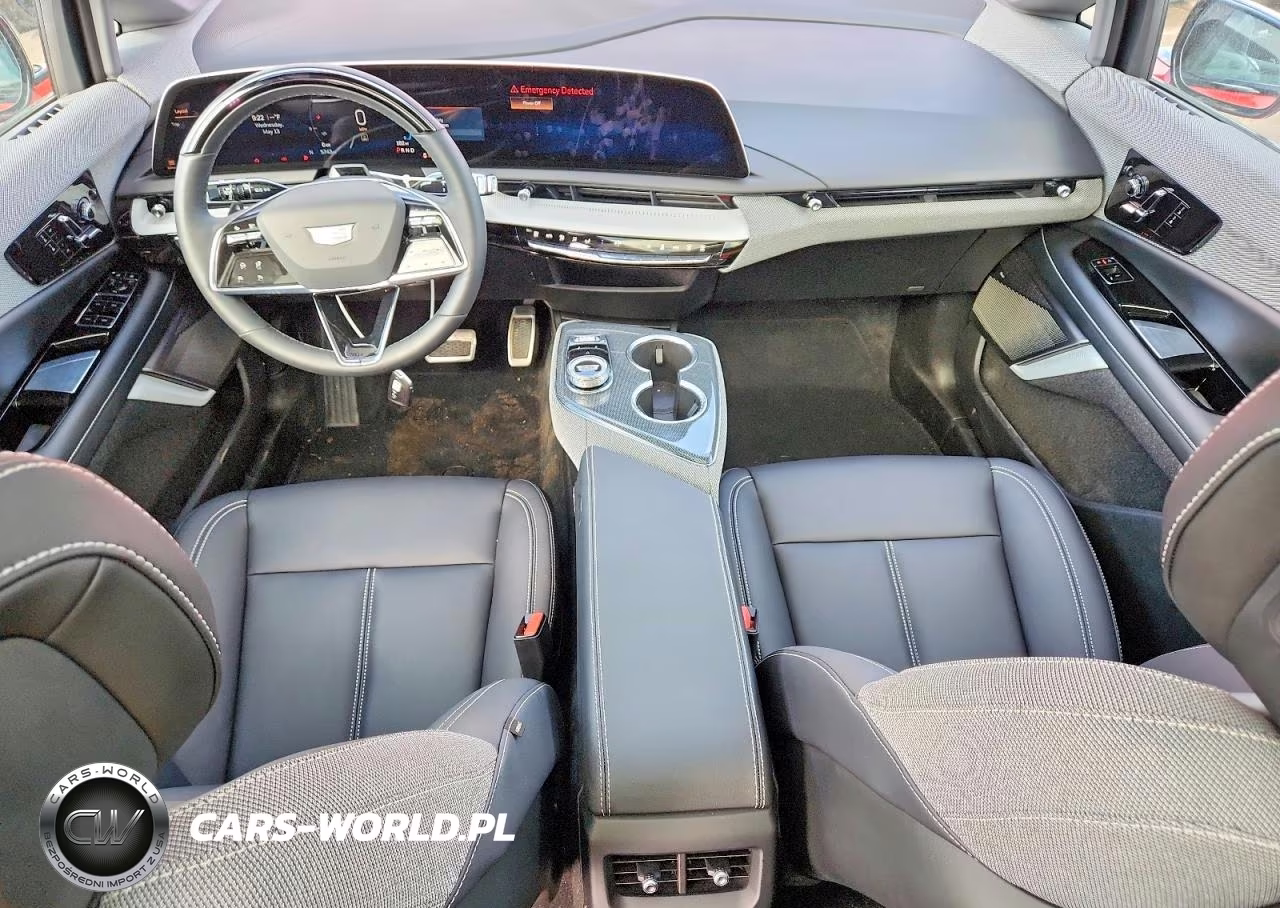 2025 Cadillac Optiq Sport VIN:3GYK3EMR9SS264815 - 8