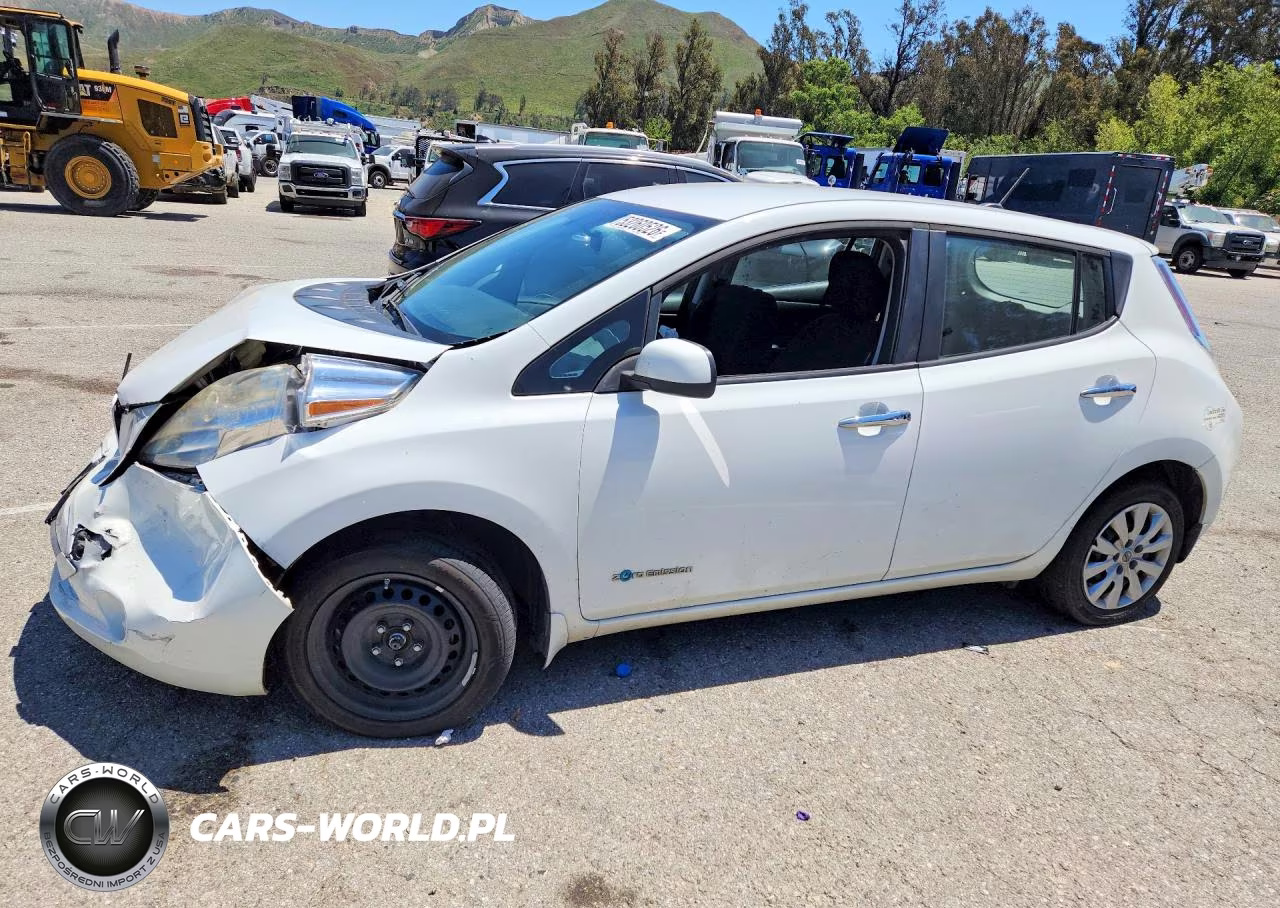 2015 Nissan Leaf S