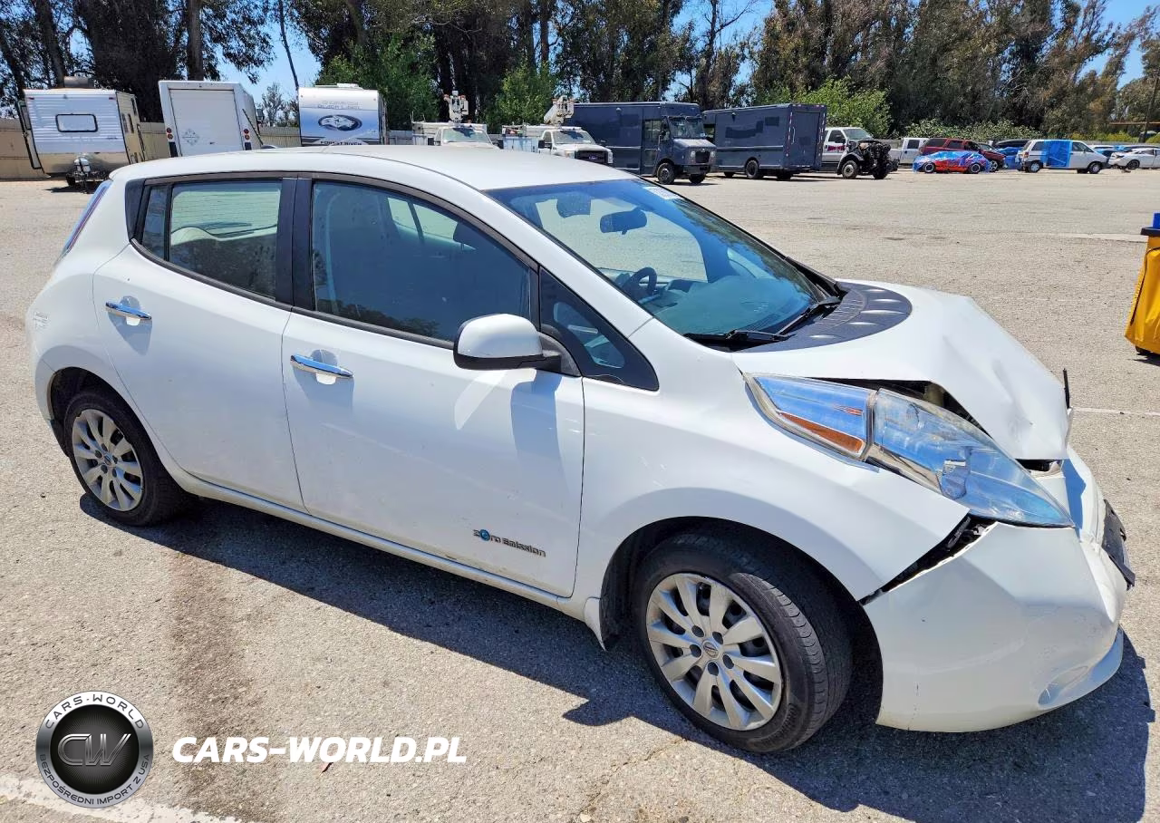 2015 Nissan Leaf S VIN:1N4AZ0CP6FC322660 - 4