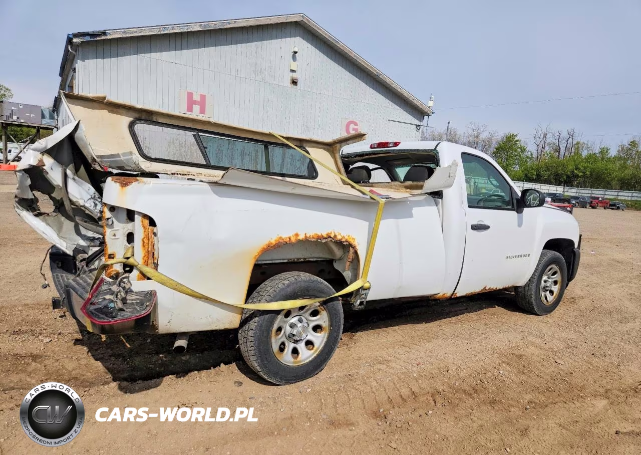 2008 Chevrolet Silverado C1500 VIN:1GCEC14X58Z208537 - 3