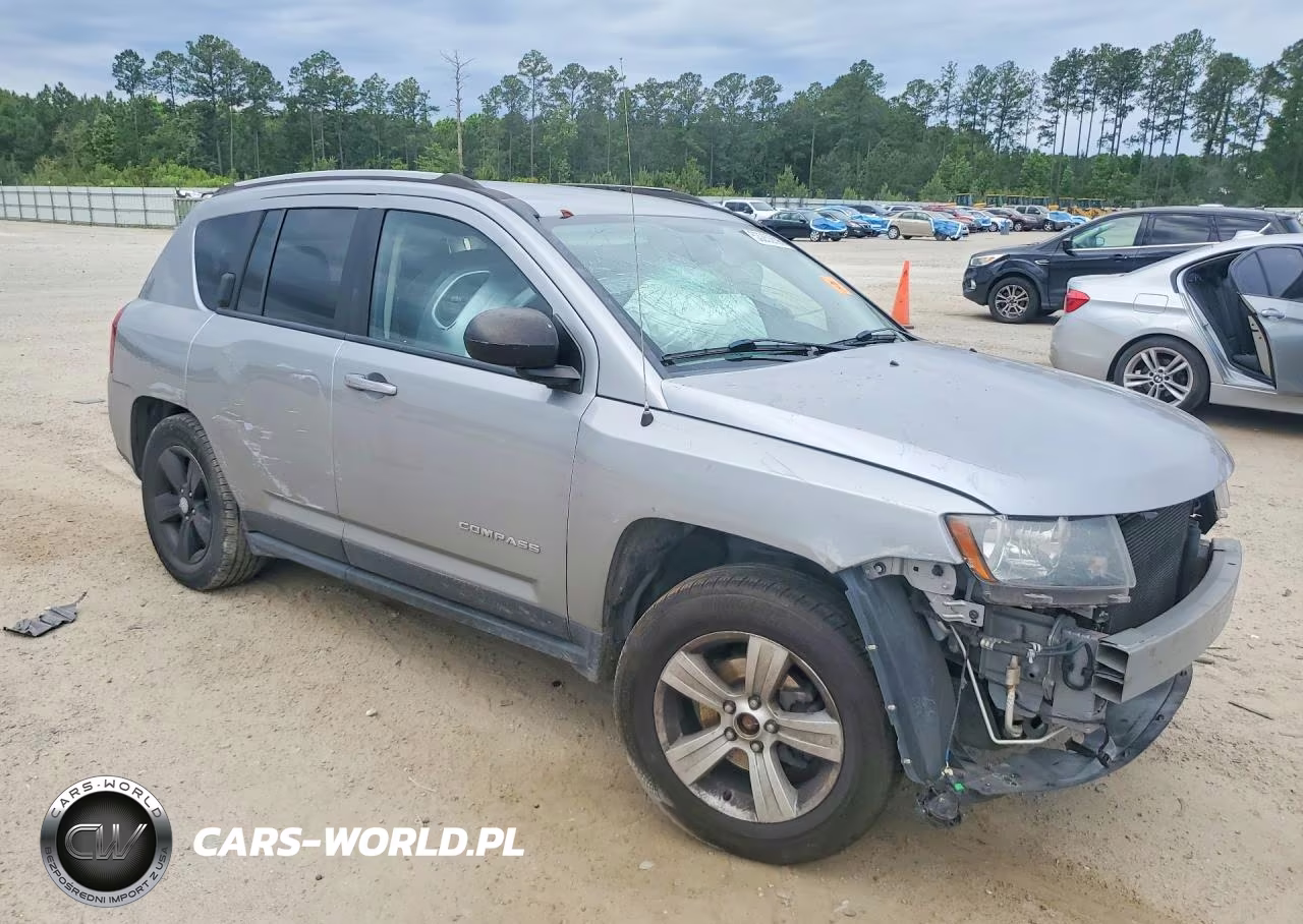 2016 Jeep Compass Sport VIN:1C4NJCBA0GD743545 - 4