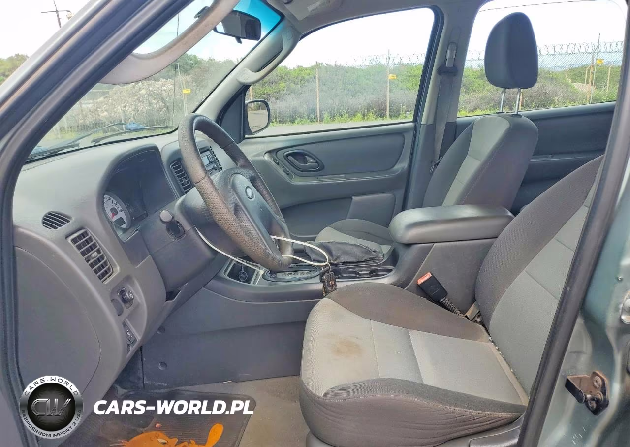 2005 Ford Escape Xls VIN:1FMYU02Z85KA45715 - 7