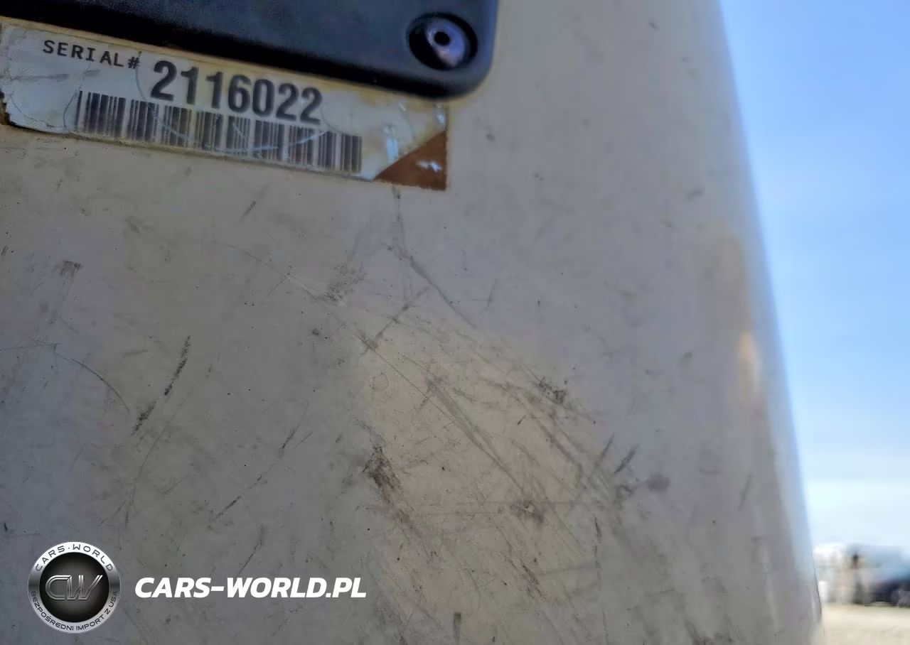 1999 UTILITY TRAILER VIN:99999999999999999 - 10