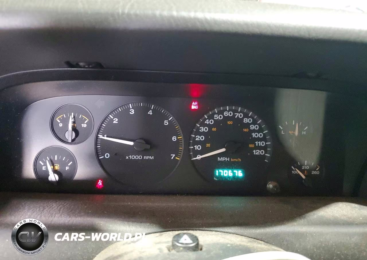 2003 Jeep Grand Cherokee Laredo VIN:1J4GW48S53C570261 - 9
