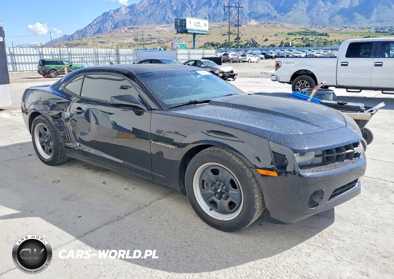 2013 Chevrolet Camaro Ls VIN:2G1FA1E33D9239899 - 4