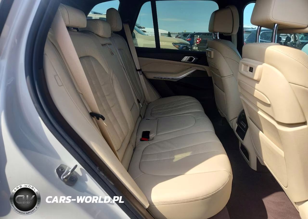 2019 BMW X5 xDrive40I VIN:5UXCR6C57KLL51808 - 10