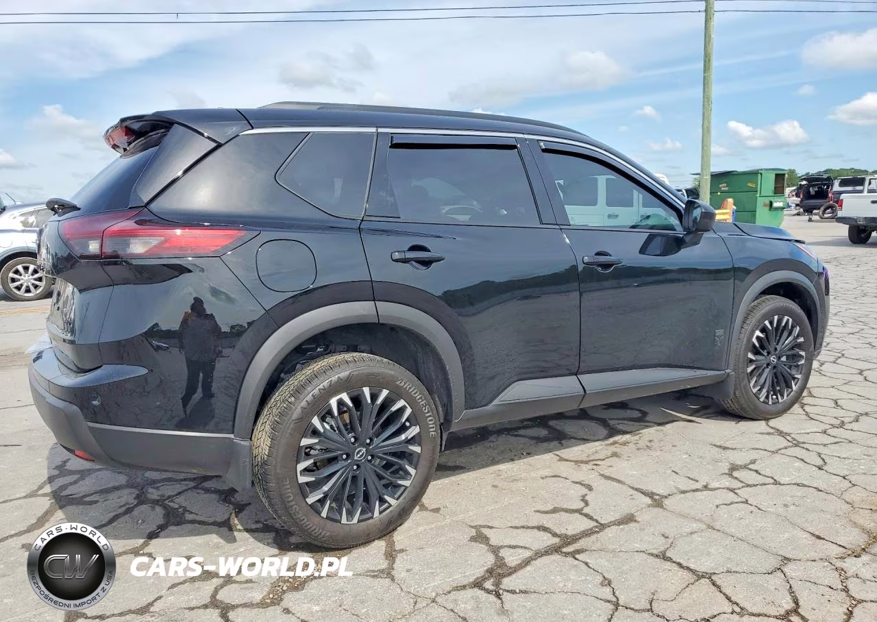 2026 Nissan Rogue Dark Armor VIN:5N1BT3BBXTC757034 - 3