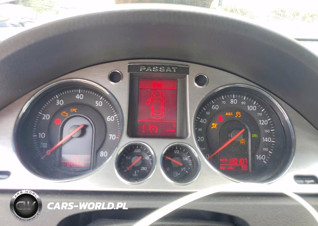 2007 Volkswagen Passat 2.0T Sport VIN:WVWHK73C37E210598 - 9