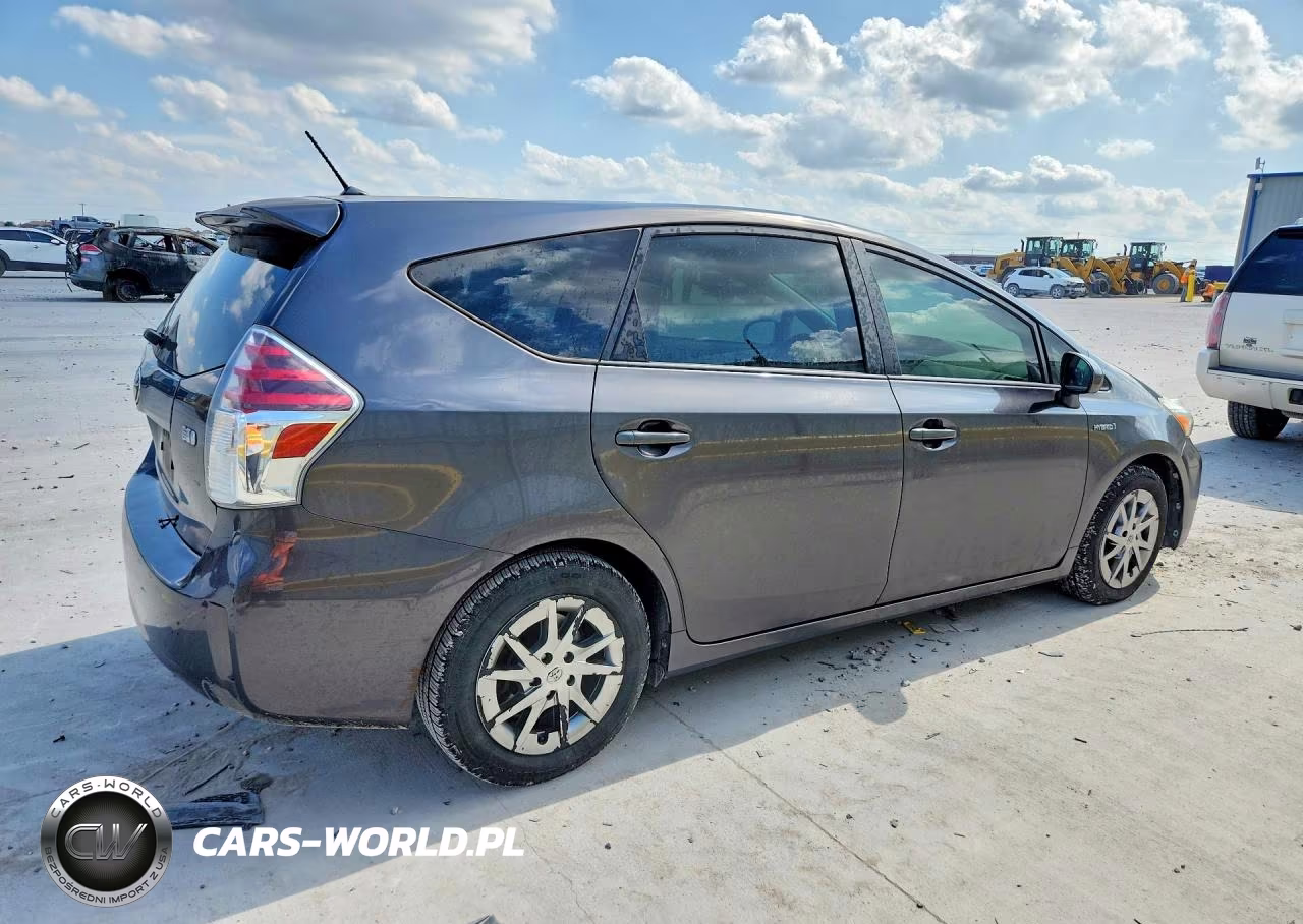 2015 Toyota Prius V Two VIN:JTDZN3EU1FJ036188 - 3