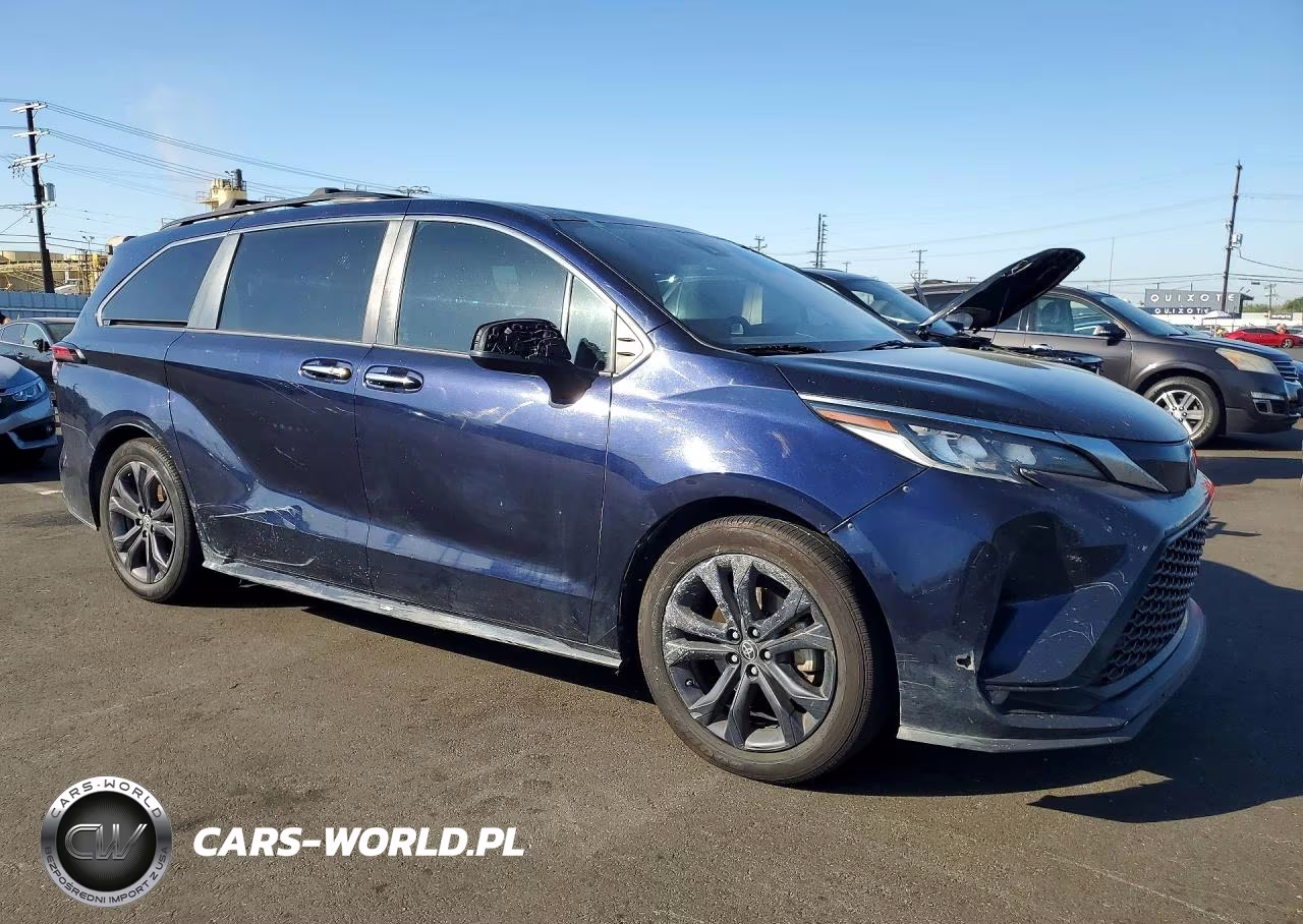 2022 Toyota Sienna Xse VIN:5TDXRKEC0NS090659 - 4