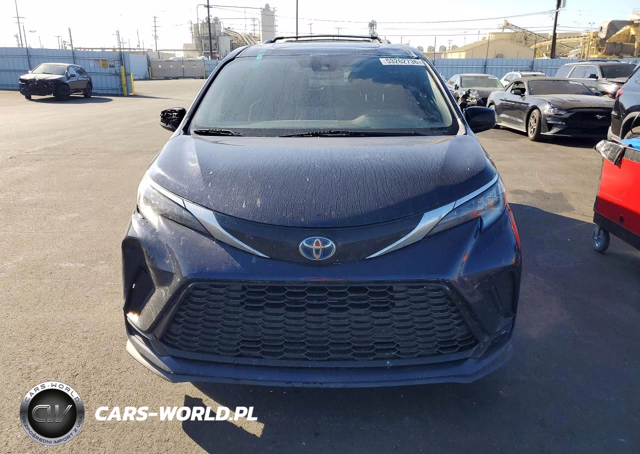 2022 Toyota Sienna Xse VIN:5TDXRKEC0NS090659 - 5