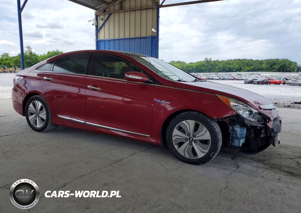 2013 Hyundai Sonata Hybrid VIN:KMHEC4A46DA050399 - 4