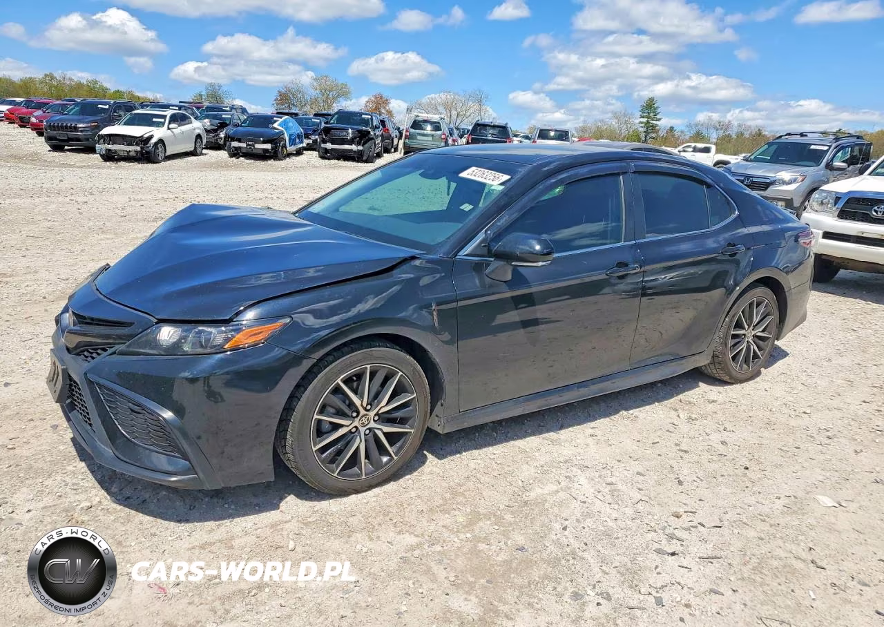 2024 Toyota Camry Se – zdjęcie 1 z 12