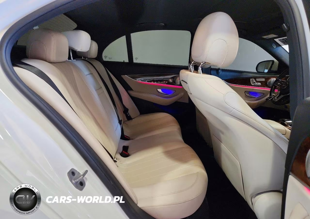 2019 Mercedes-Benz E 300 4Matic VIN:WDDZF4KB7KA526320 - 10