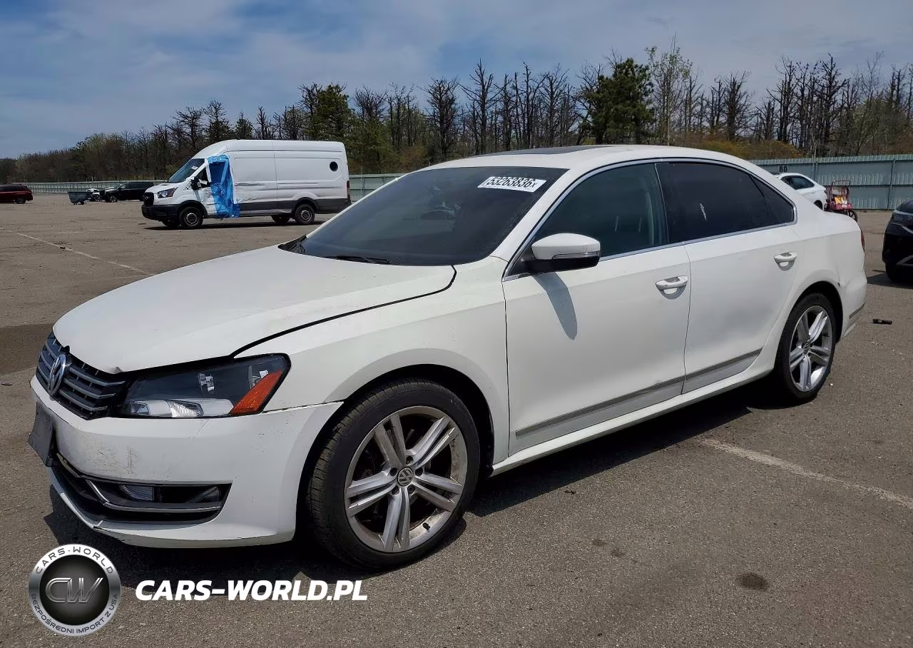 2013 Volkswagen Passat Sel