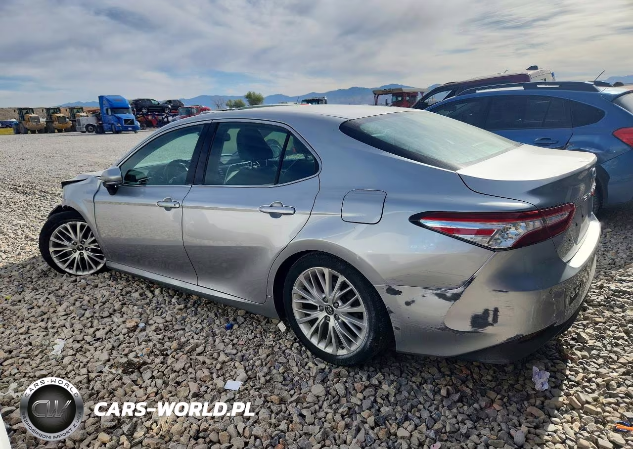 2018 Toyota Camry Xle VIN:4T1B11HK4JU525361 - 2