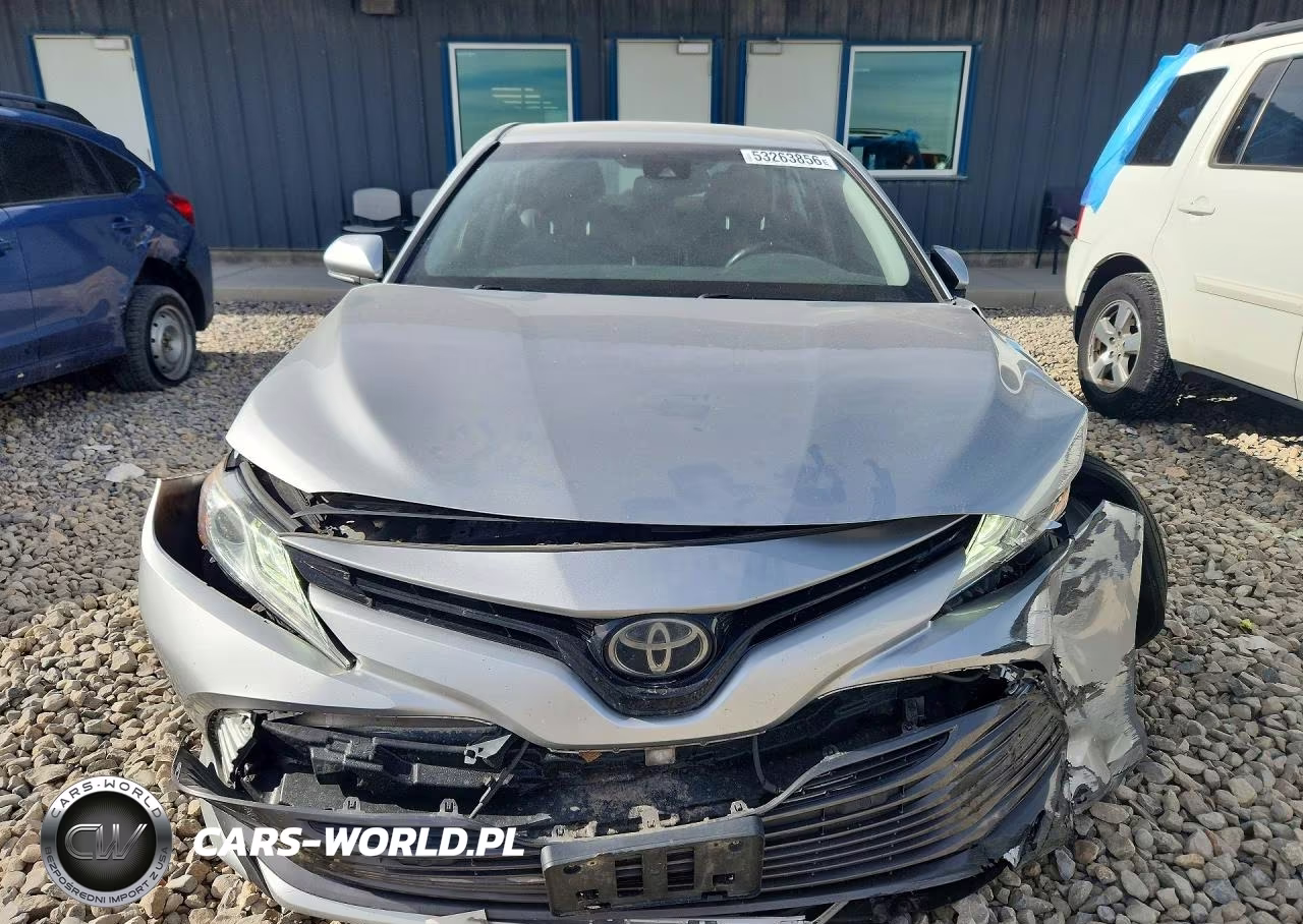 2018 Toyota Camry Xle VIN:4T1B11HK4JU525361 - 5