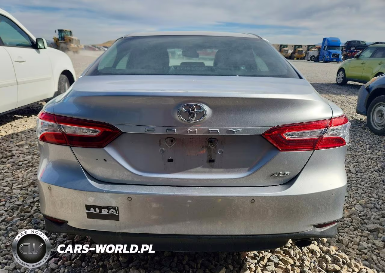 2018 Toyota Camry Xle VIN:4T1B11HK4JU525361 - 6