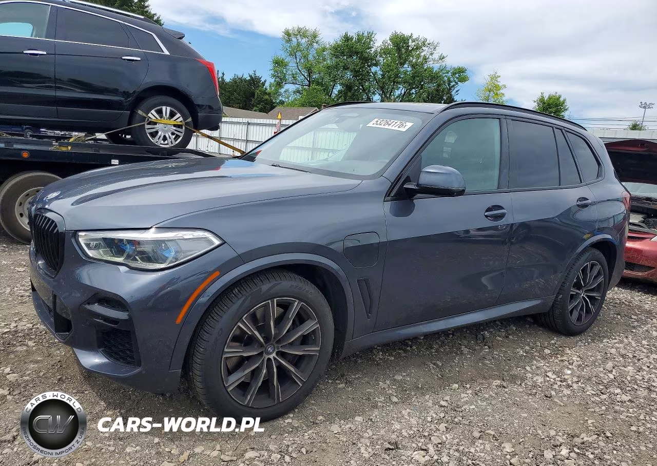 2022 BMW X5 xDrive45E – zdjęcie 1 z 13