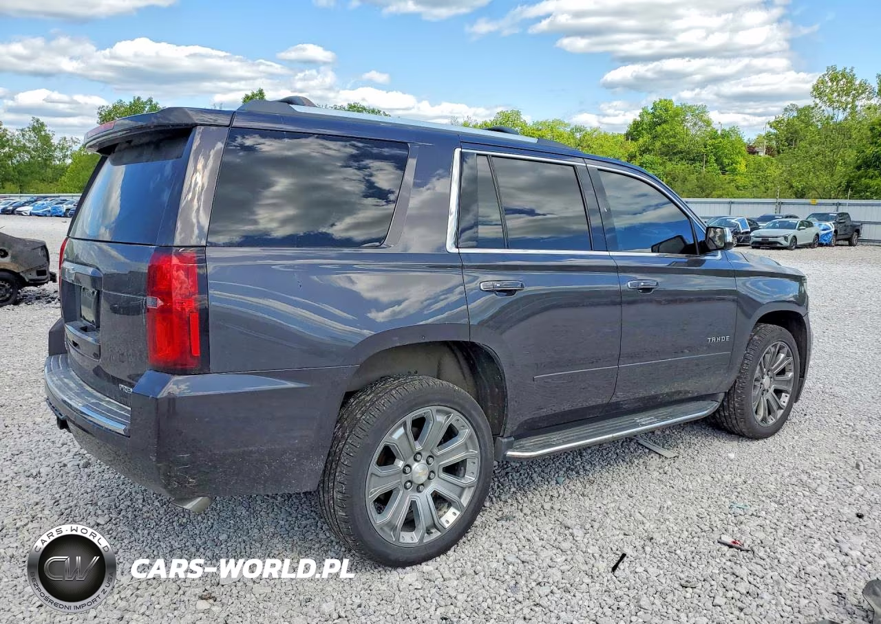 2018 Chevrolet Tahoe K1500 Premier VIN:1GNSKCKC5JR280711 - 3