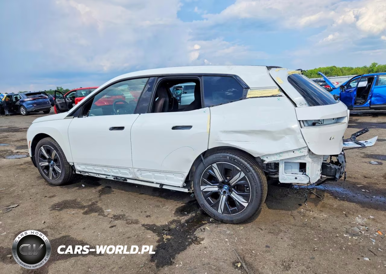 2024 BMW Ix xDrive50 VIN:WB523CF0XRCN55473 - 2