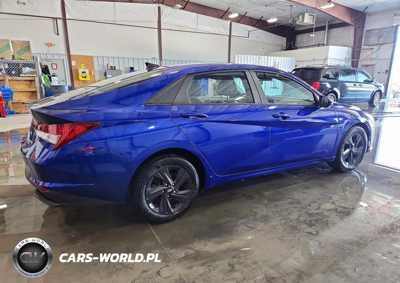 2023 Hyundai Elantra Blue VIN:KMHLM4AJ0PU071908 - 3