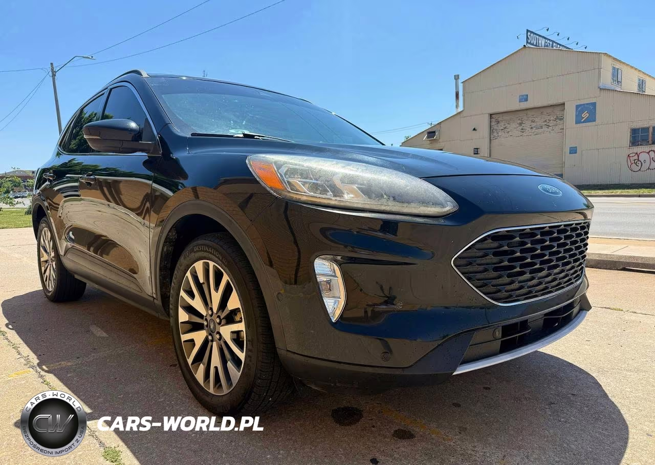 2020 Ford Escape Titanium