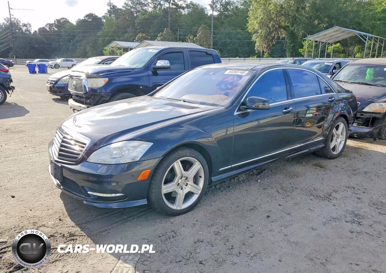 2011 Mercedes-Benz S 550 4Matic