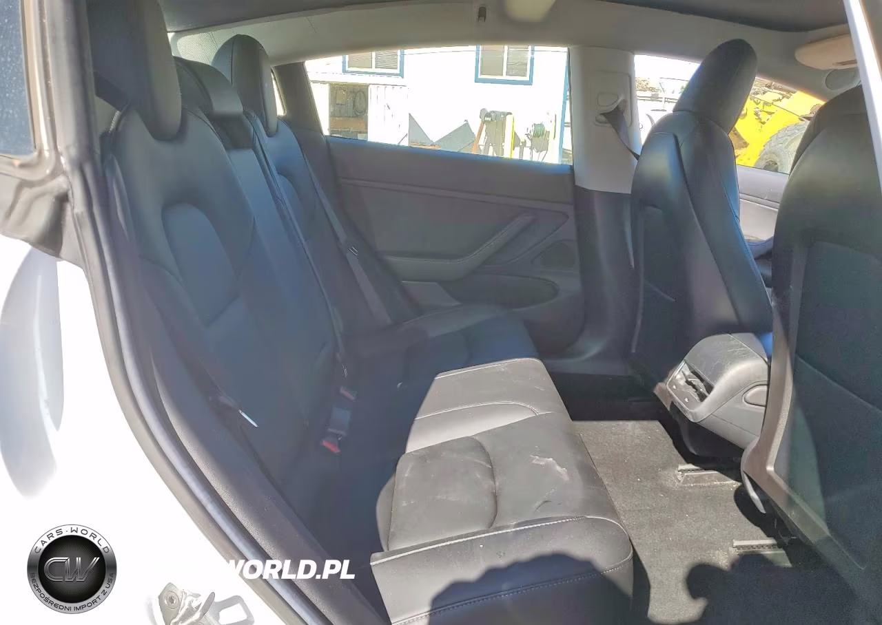 2019 Tesla Model 3 VIN:5YJ3E1EA6KF428844 - 10