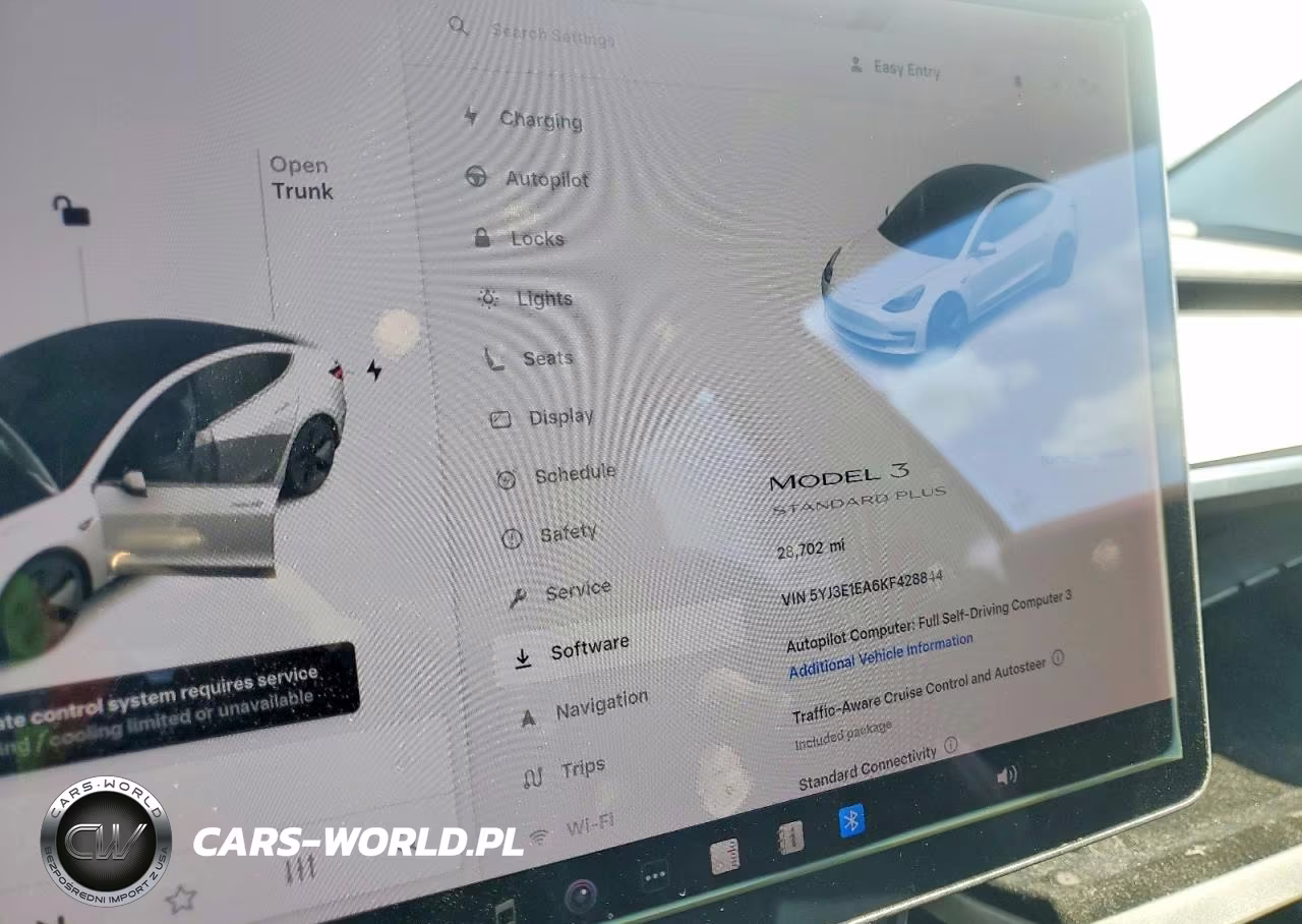 2019 Tesla Model 3 VIN:5YJ3E1EA6KF428844 - 9