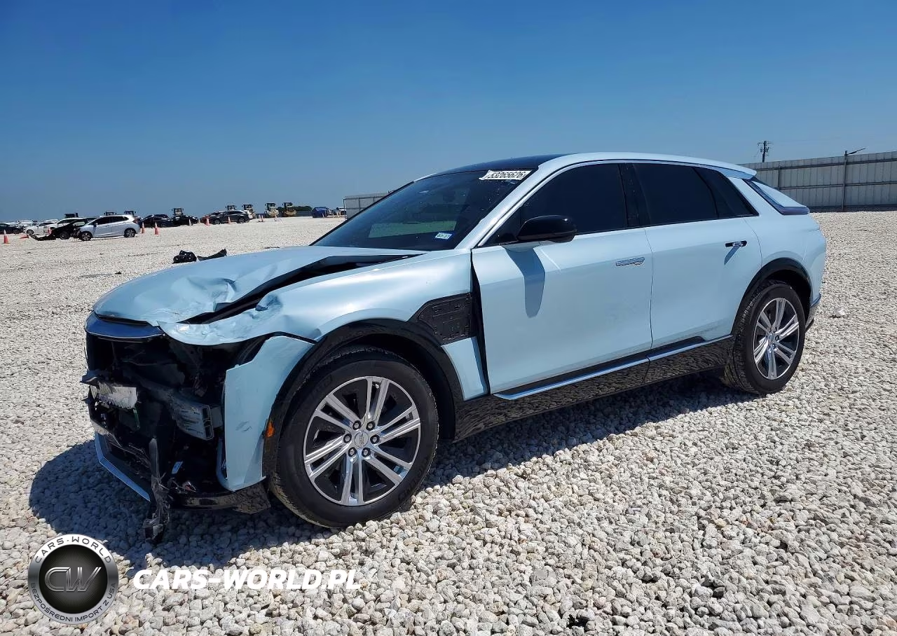 2024 Cadillac Lyriq Tech