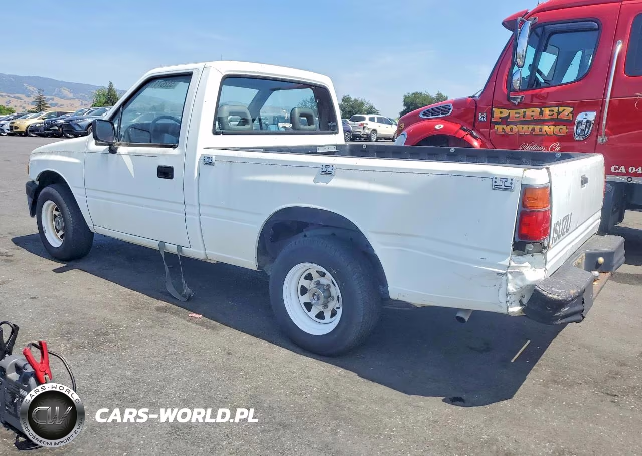 1990 Isuzu Conventional Short Bed VIN:JAACL11E5L7234836 - 2
