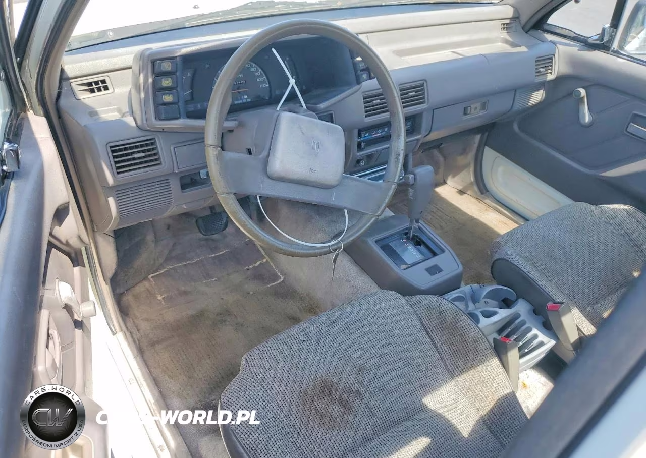 1990 Isuzu Conventional Short Bed VIN:JAACL11E5L7234836 - 8