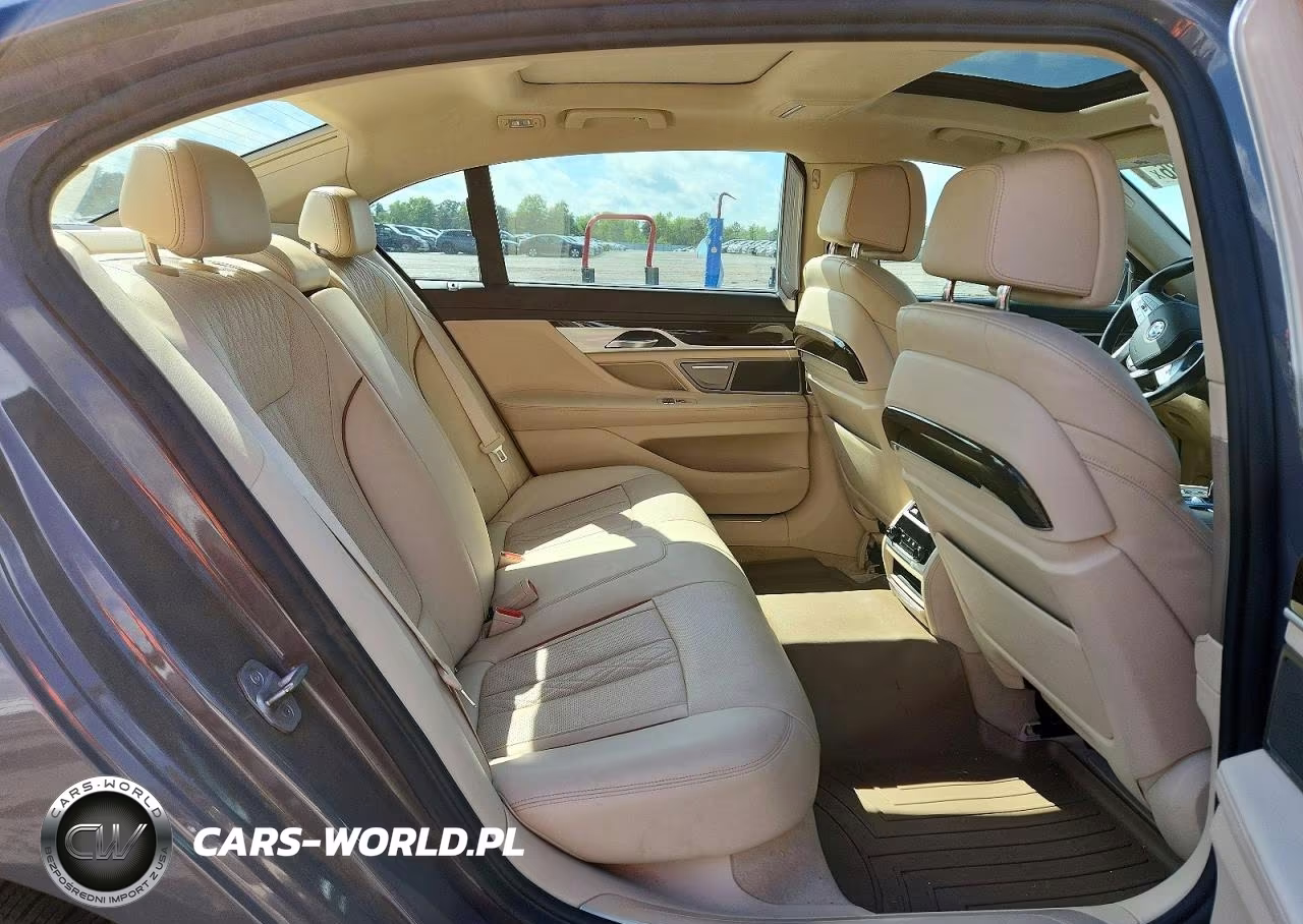 2020 BMW 750 Xi VIN:WBA7U2C07LGJ59956 - 10